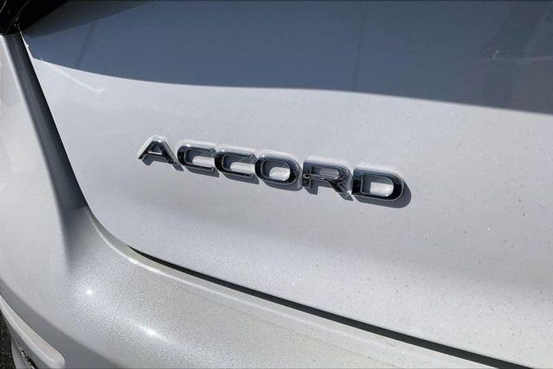 Used 2025 Honda Accord Sedan SEImage 7