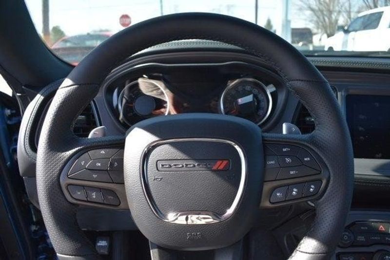 2023 Dodge Challenger R/t Scat Pack WidebodyImage 18