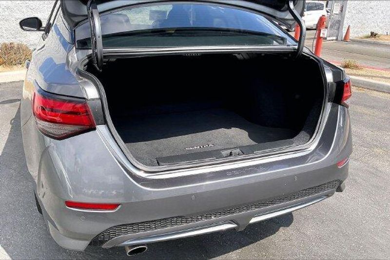 Used 2021 Nissan Sentra SRImage 34