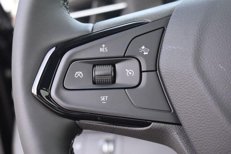 New 2027 Chevrolet Bolt EV RSImage 25