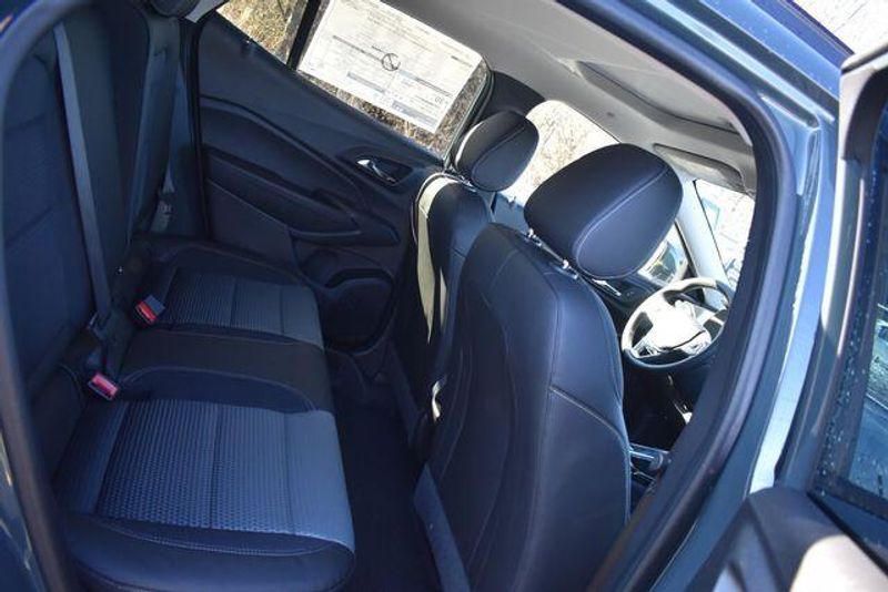 New 2026 Chevrolet Trax LTImage 14