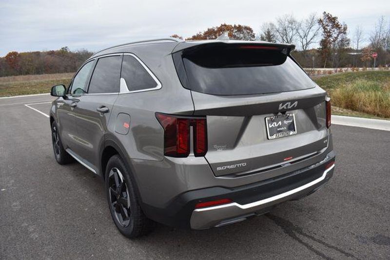 New 2026 Kia Sorento Hybrid EXImage 6