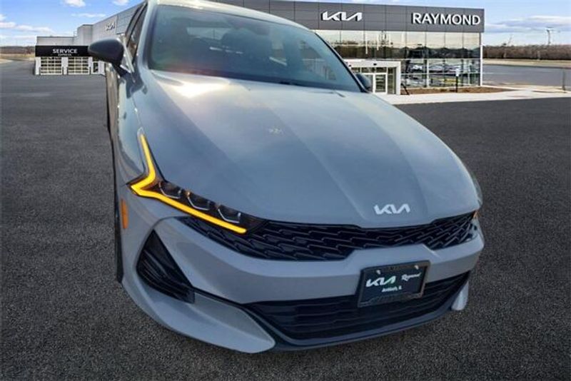 2022 Kia K5 GT-LineImage 2