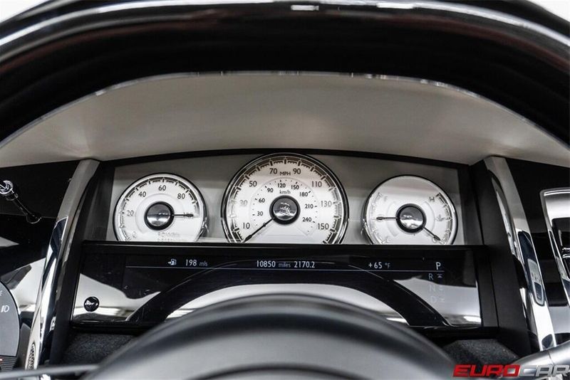 Used 2018 Rolls-Royce Dawn *BESPOKE INTERIOR * IMMACULATE CONDITION*Image 26