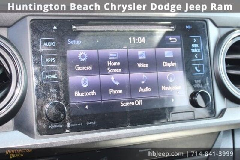 2019 Toyota Tacoma TRD Off-RoadImage 25