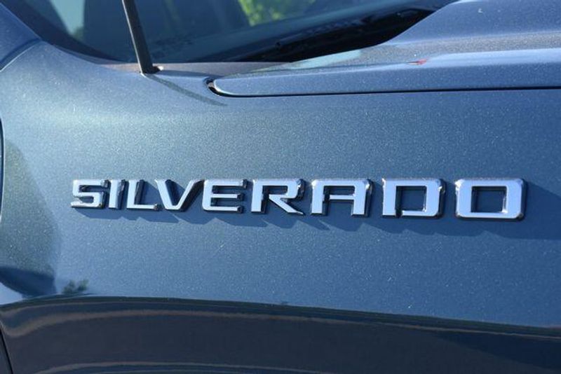 Used 2024 Chevrolet Silverado 1500 LTImage 13