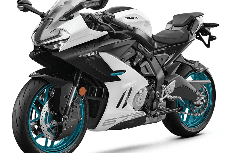 2025 CFMOTO 675SS NEBULA WHITE 