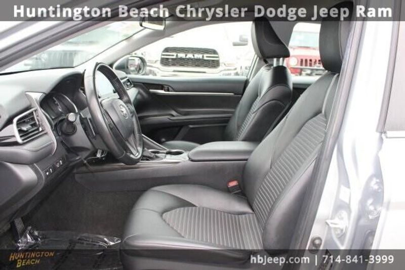 2023 Toyota Camry SEImage 30