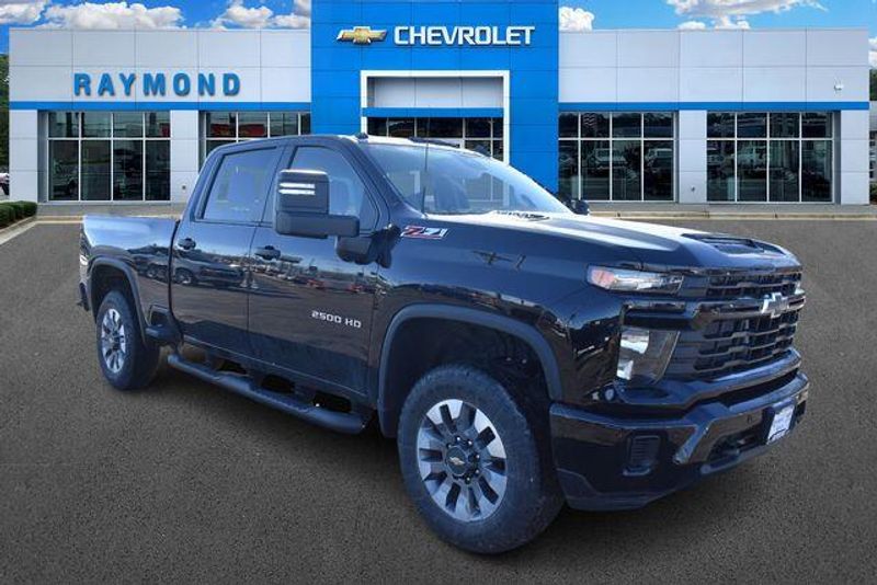 New 2026 Chevrolet Silverado 2500HD CustomImage 1