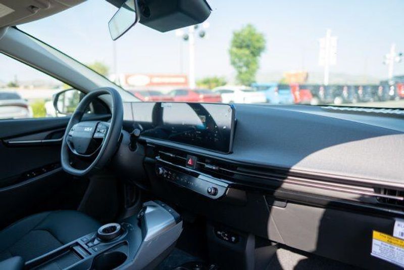 New 2025 Kia EV6 LightImage 9