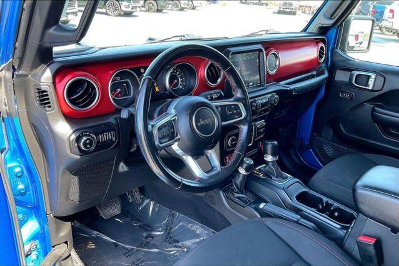 Used 2021 Jeep Gladiator RubiconImage 14