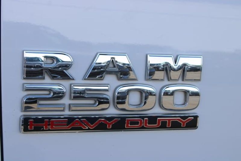 2017 RAM 2500 BIG HornImage 11