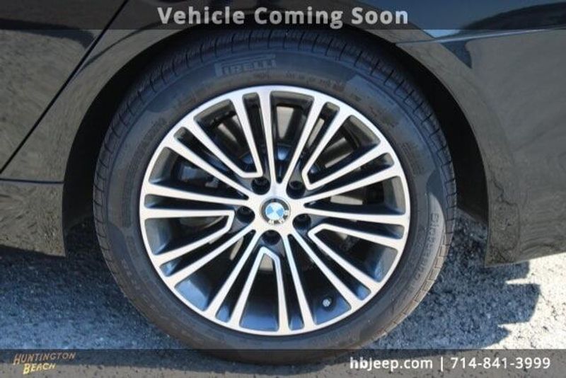 2018 BMW 5 Series 540iImage 7