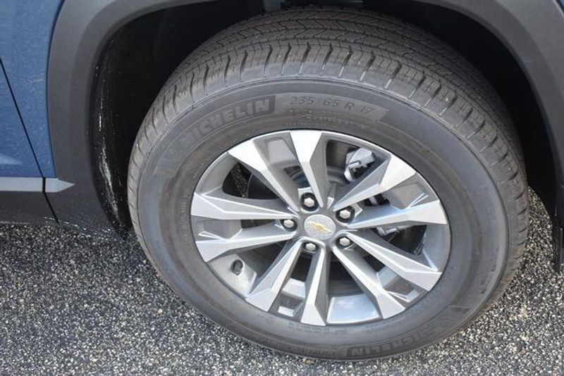 New 2026 Chevrolet Equinox LTImage 12
