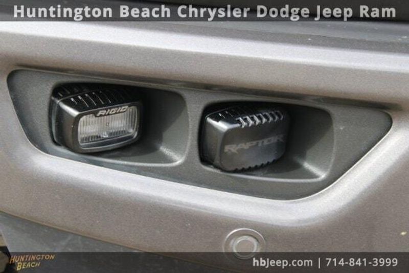 2022 Ford F-150 RaptorImage 17