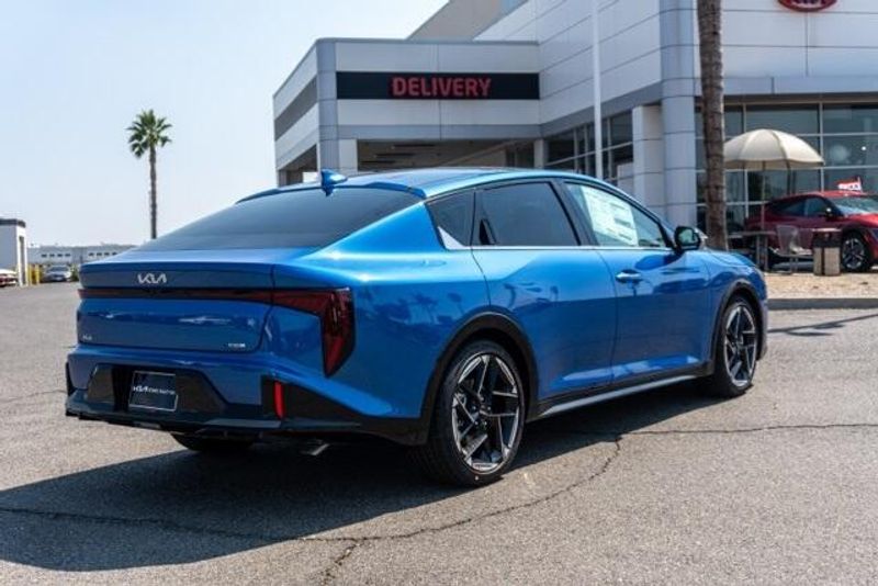 New 2025 Kia K4 GT-LineImage 7