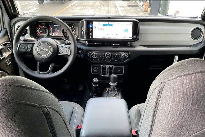 New 2026 Jeep Wrangler 4-door Sport SImage 4