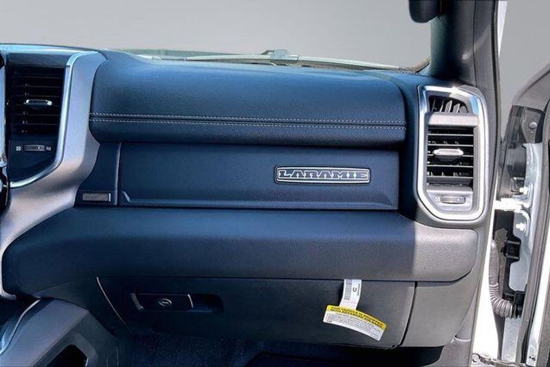 New 2026 RAM 1500 LaramieImage 17
