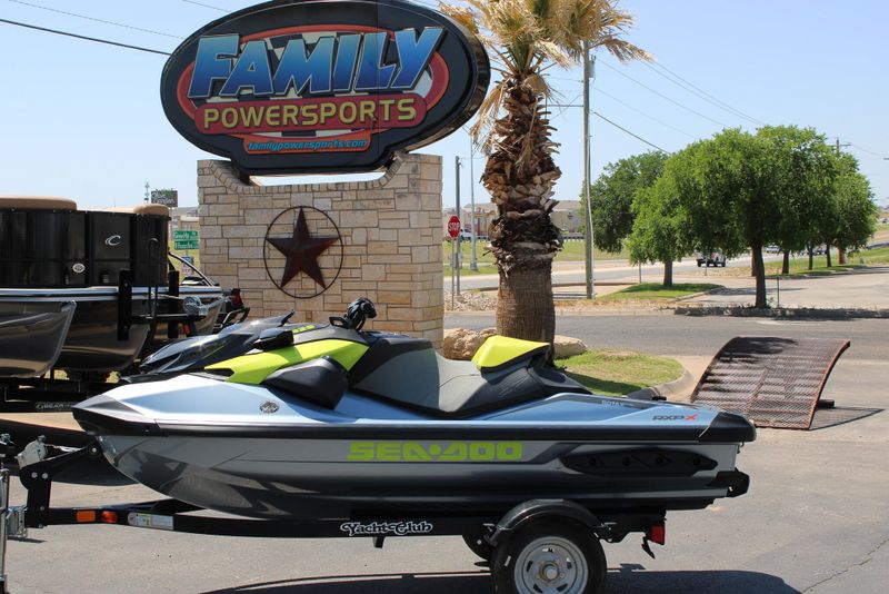 2024 SEADOO RXPX WITH SOUND SYSTEM ICE METAL AND MANTA GREEN 