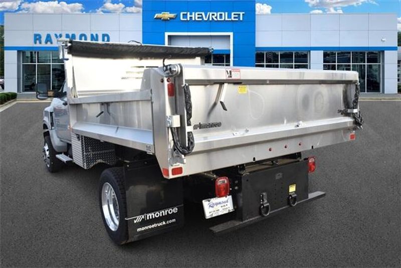 2024 Chevrolet Silverado 4500HD Work TruckImage 5
