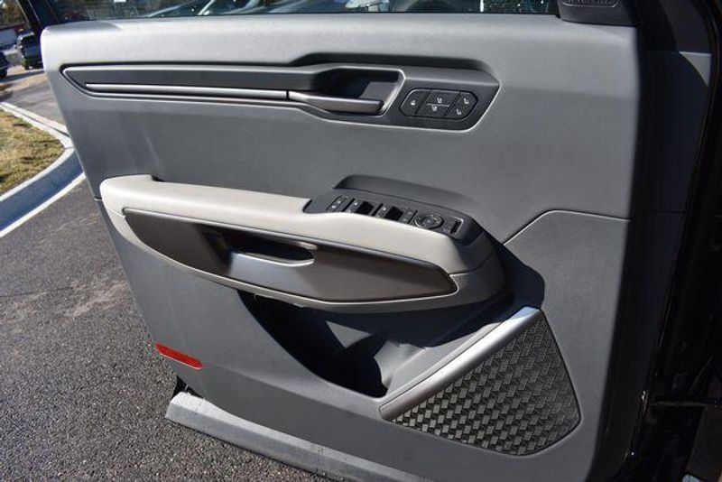 New 2026 Kia EV9 WindImage 40