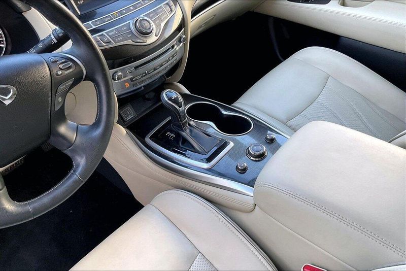 Used 2020 INFINITI QX60 LuxeImage 16
