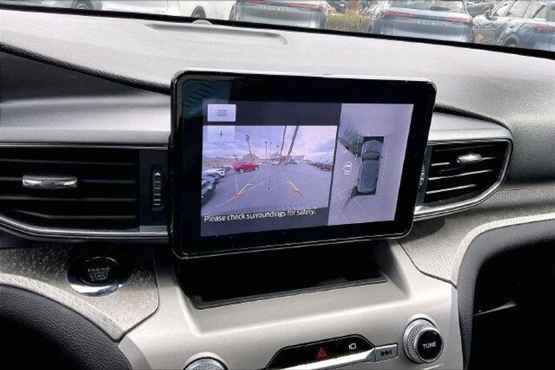 Used 2022 Ford Explorer TimberlineImage 21