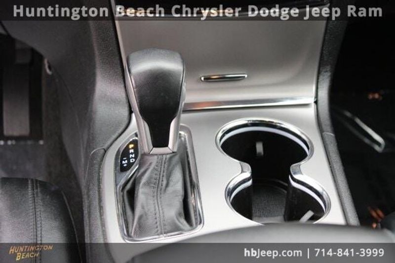 2021 Jeep Grand Cherokee Laredo XImage 17