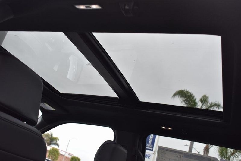 2025 Ford F-150 LariatImage 19