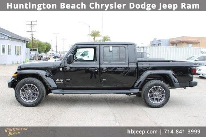 2022 Jeep Gladiator OverlandImage 7