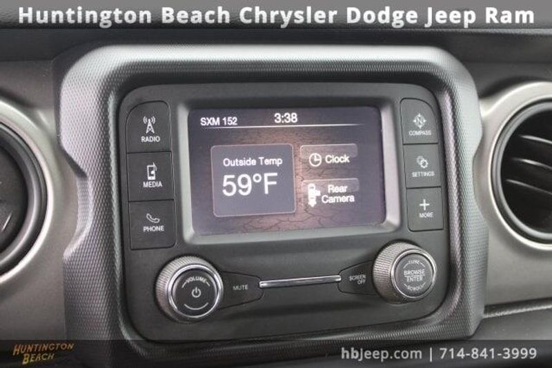 2021 Jeep Wrangler Unlimited WillysImage 24