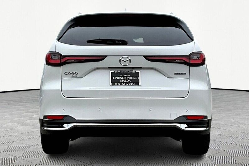 2024 Mazda CX-90 PHEV PremiumImage 4