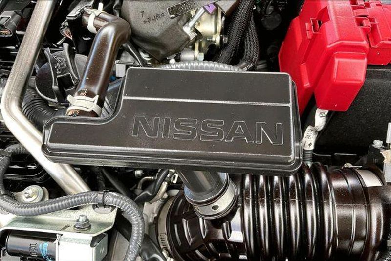 Used 2025 Nissan Sentra SRImage 32