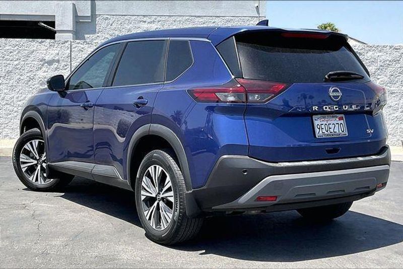 Used 2023 Nissan Rogue SVImage 10