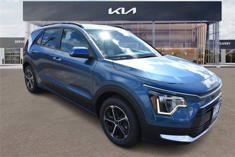 2024 Kia Niro EXImage 12