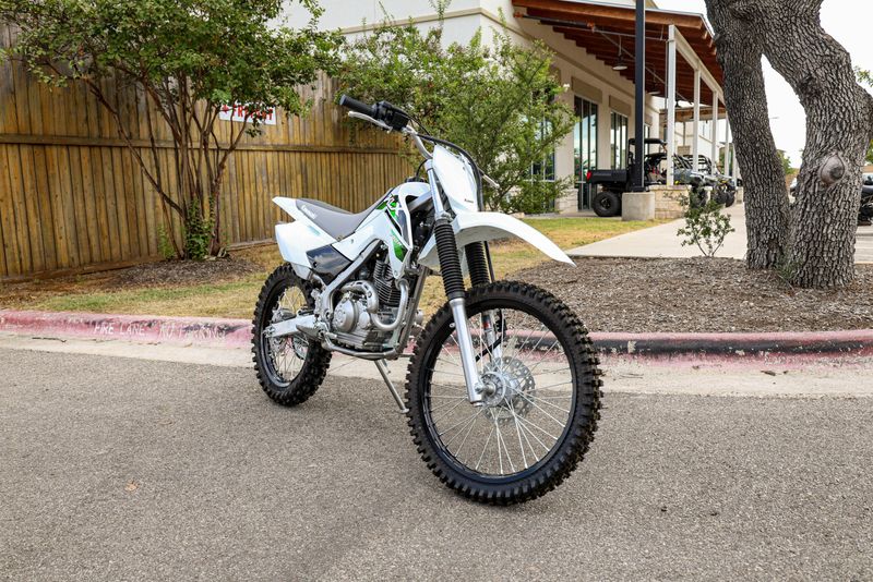 Shop New Kawasaki Models | Family Power Sports Austin