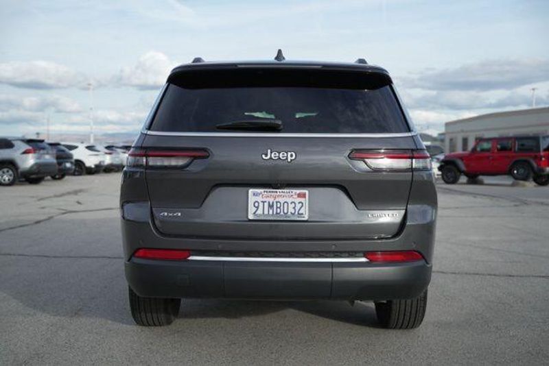 Used 2025 Jeep Grand Cherokee L LimitedImage 6