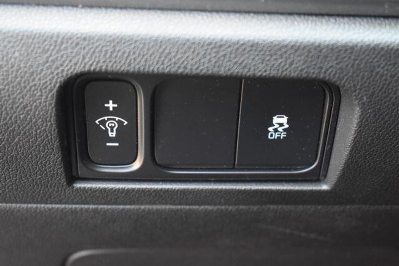 New 2025 Kia Sorento LXImage 21