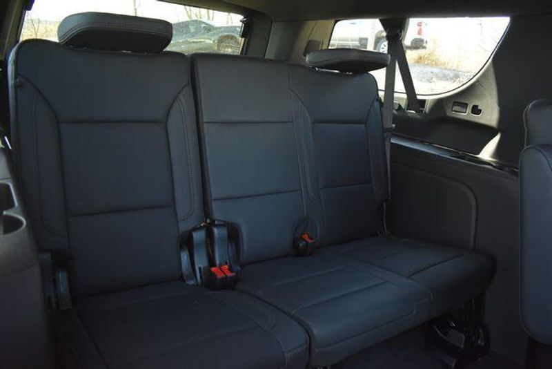 New 2026 Chevrolet Suburban High CountryImage 22