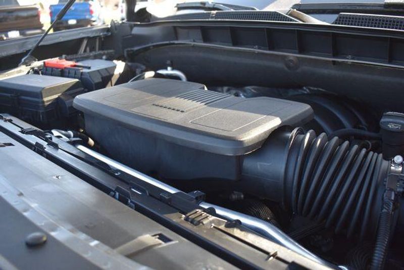 New 2026 Chevrolet Suburban PremierImage 41