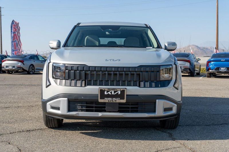 New 2027 Kia Seltos LXImage 2