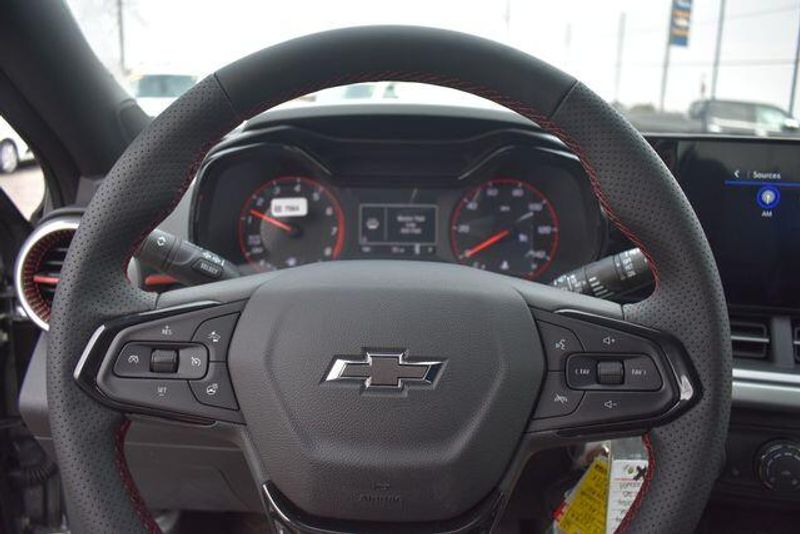 New 2026 Chevrolet Trax 1RSImage 25