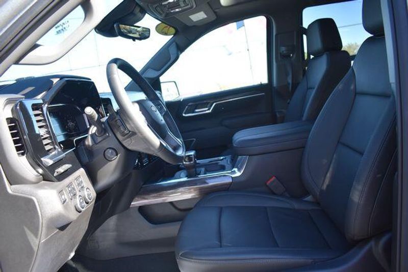 New 2025 Chevrolet Silverado 1500 LTZImage 30