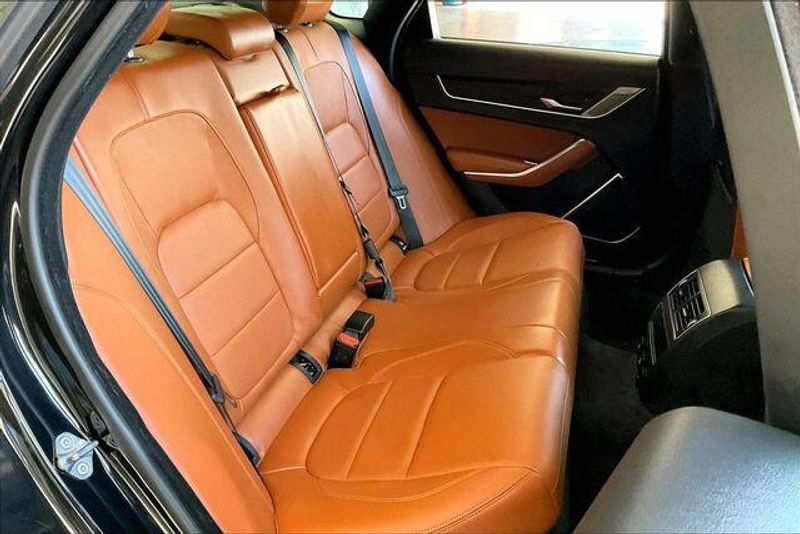 Used 2024 Jaguar XF R-Dynamic SEImage 26