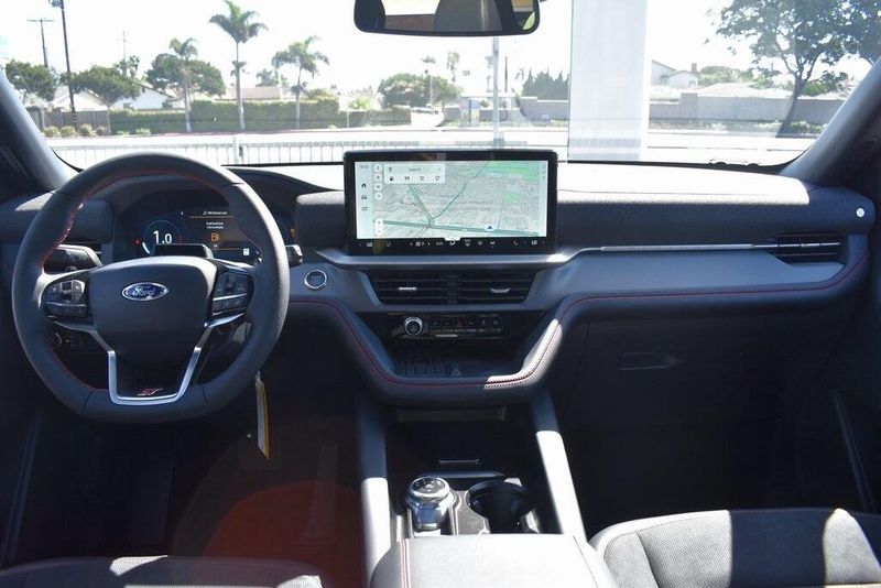 New 2025 Ford Explorer STImage 13