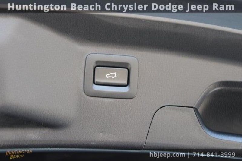 2022 Mazda CX-9 Carbon EditionImage 42