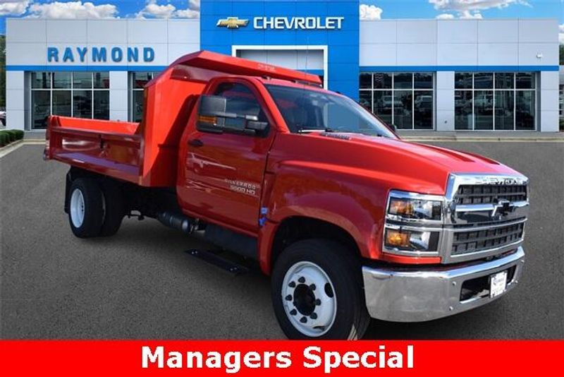 2024 Chevrolet Silverado 5500HD Work TruckImage 1
