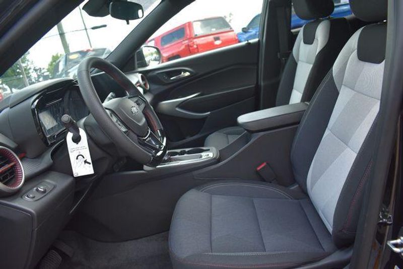 New 2026 Chevrolet Trax 1RSImage 21