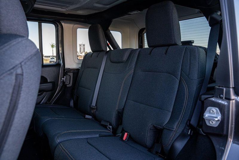 New 2026 Jeep Wrangler Sport SImage 13