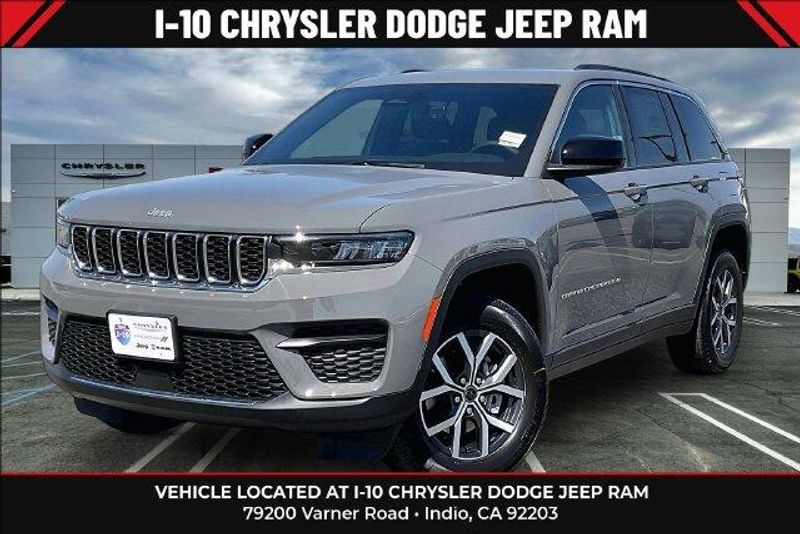 New 2027 Jeep Grand Cherokee Laredo X 4x4Image 1